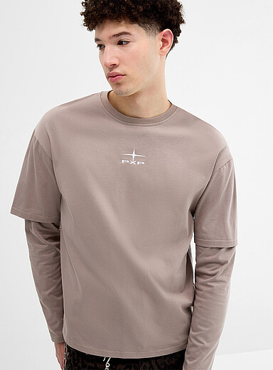 Le t-shirt superpos&eacute; logo &eacute;toile