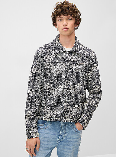 Le <i>shacket</i> jacquard paisley