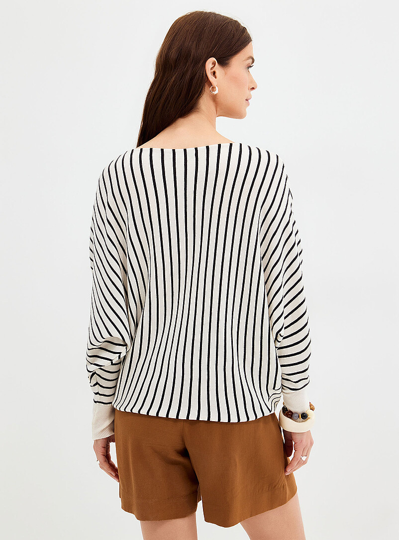 Contemporaine: Le chandail ample col bateau <b>Collection exclusive d'Italie</b> Chocolat - Espresso pour femme