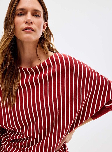Contemporaine: Le chandail ample col bateau <b>Collection exclusive d'Italie</b> Orange &agrave; motifs pour femme