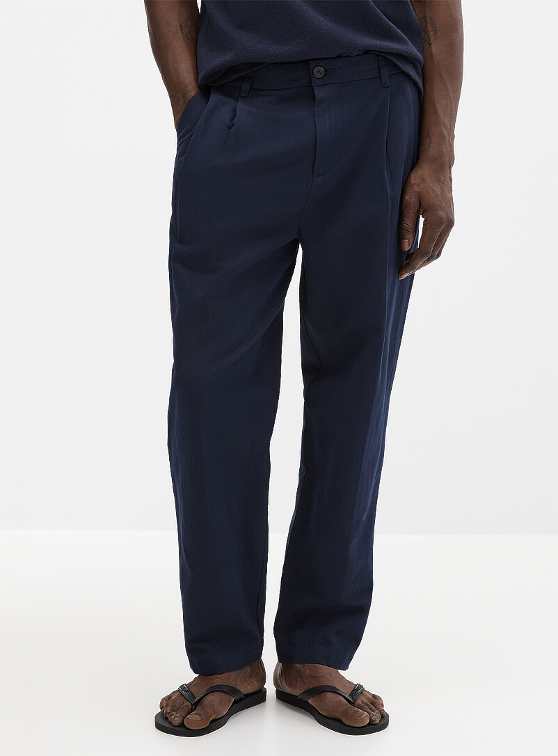 Le 31: Le pantalon coton et lin <b>Coupe Reykjavik - Fusel&eacute;e &agrave; plis</b> Bleu marine - Bleu nuit pour homme
