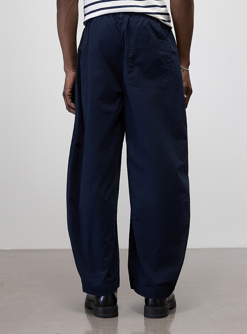 Le 31: Le pantalon taille &eacute;lastique toile color&eacute;e <b>Coupe Madrid - Ballon</b> Bleu marine - Bleu nuit pour homme