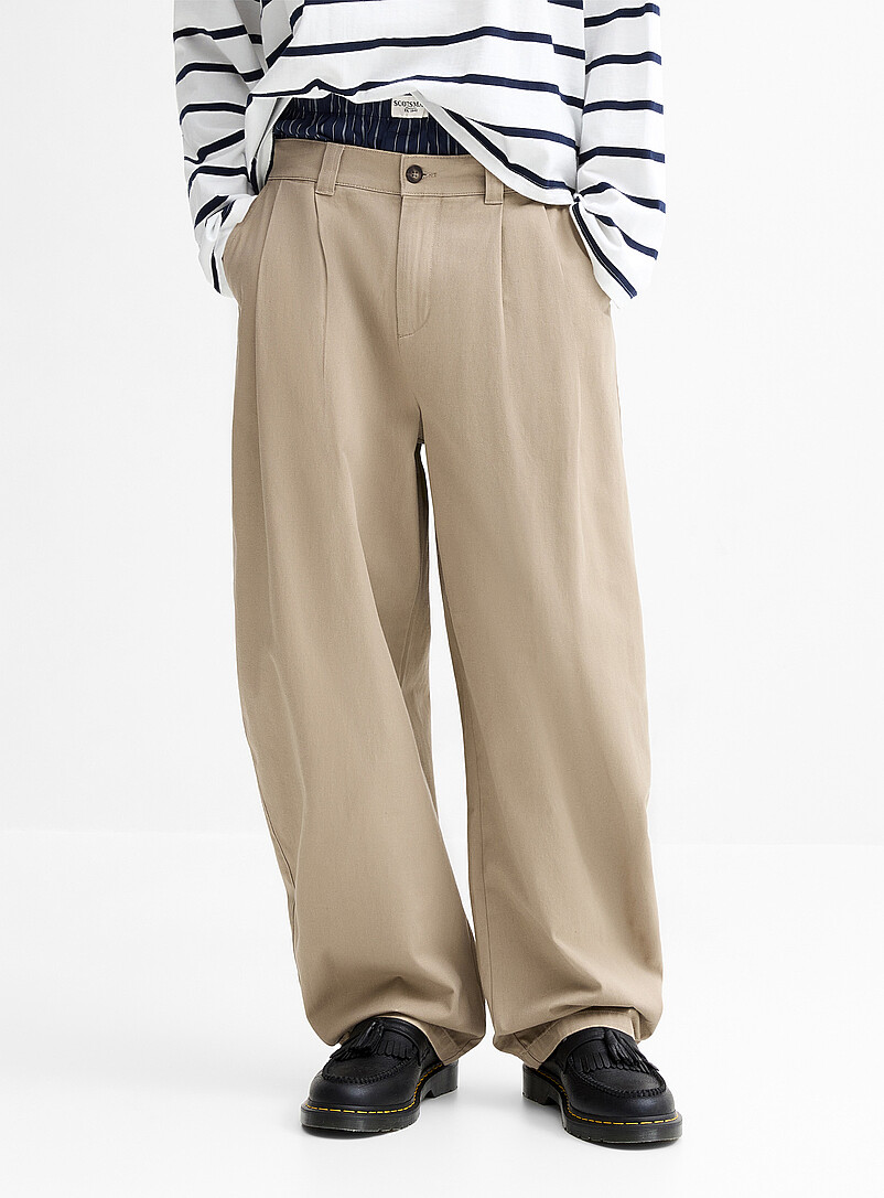 Djab Sand Brushed twill pleated chinos <b>Malasa&ntilde;a fit - Barrel</b> for men