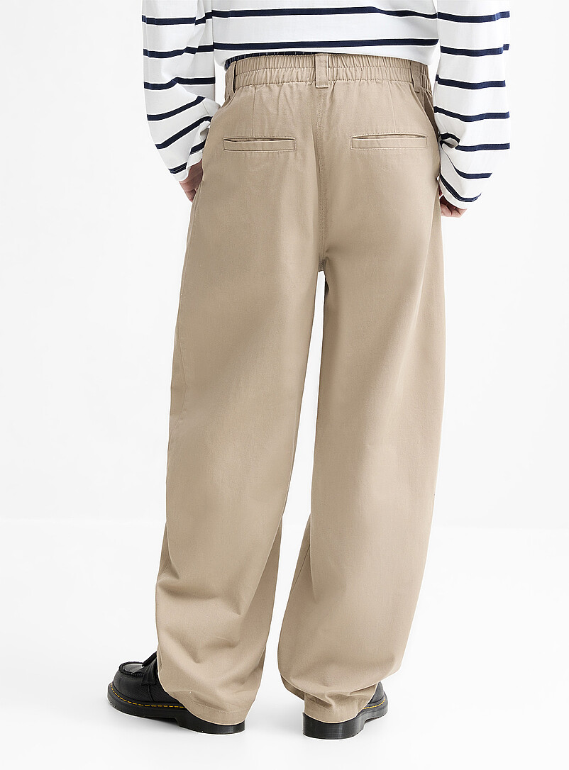 Djab: Le chino &agrave; plis twill bross&eacute; <b>Coupe Malasa&ntilde;a - Ballon</b> Sable pour homme