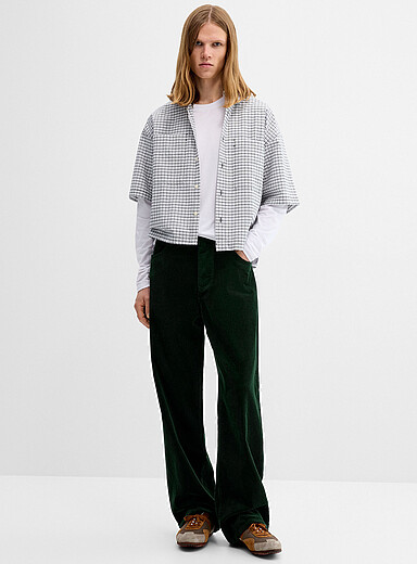 Le pantalon 5 poches velours c&ocirc;tel&eacute; <b>Coupe Wynwood - Relaxe</b>