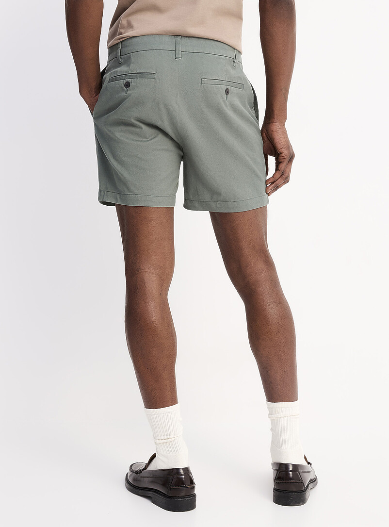 Stretch chino short Inseam: 5" (13 cm) product image 3