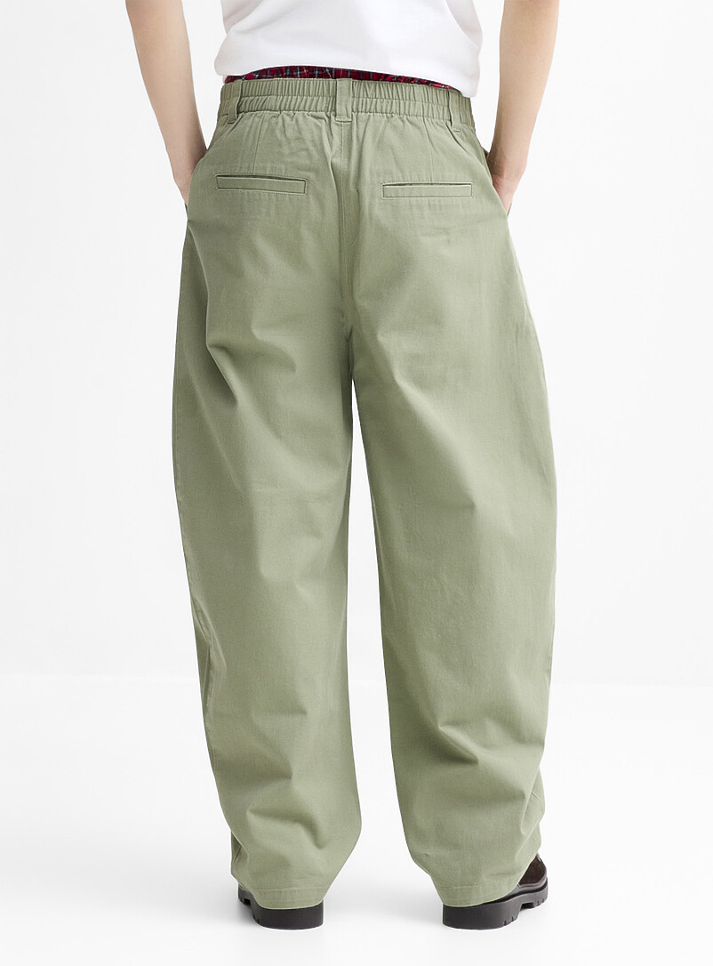 Brushed twill pleated chinos Malasaña fit - Barrel product image 3