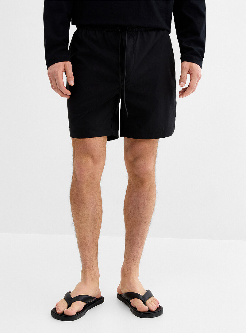 Lightweight stretch nylon short Inseam: 7" (18 cm) product image 2