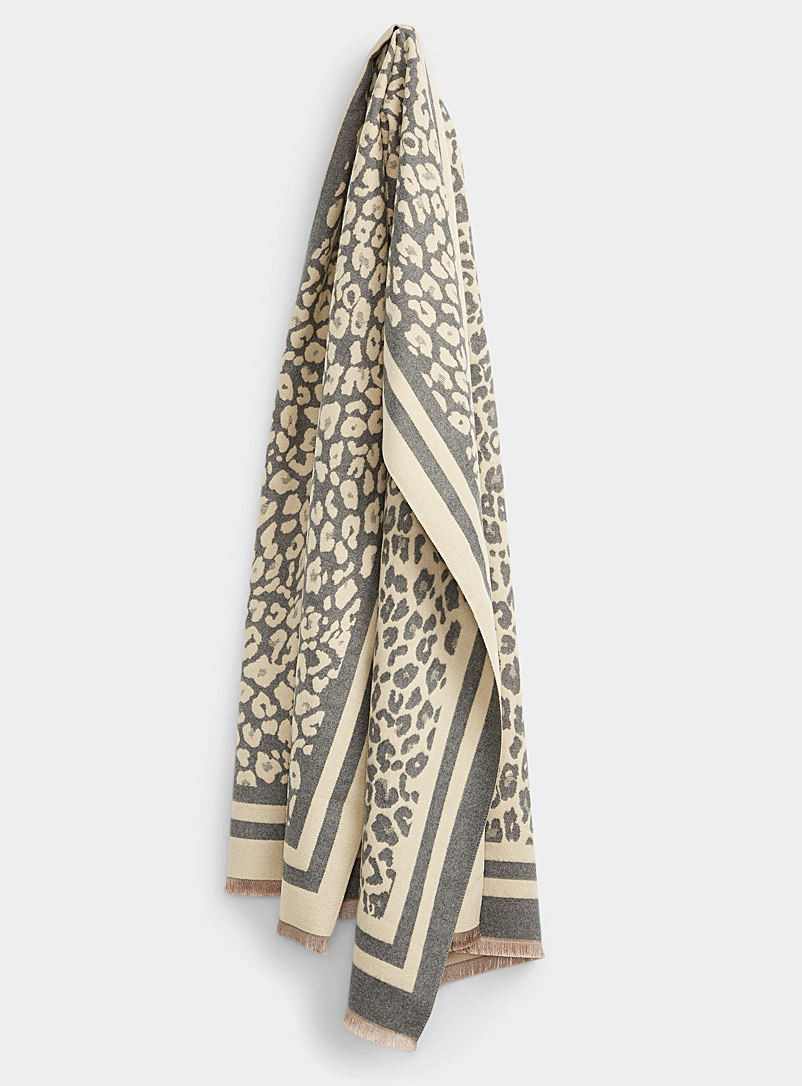 Simons Silver Neutral-coloured leopard scarf for women