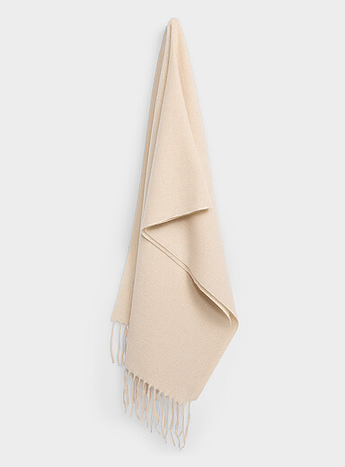 Solid cross-knit scarf