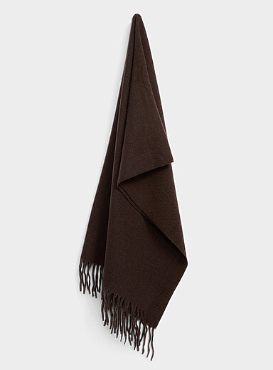 Solid cross-knit scarf