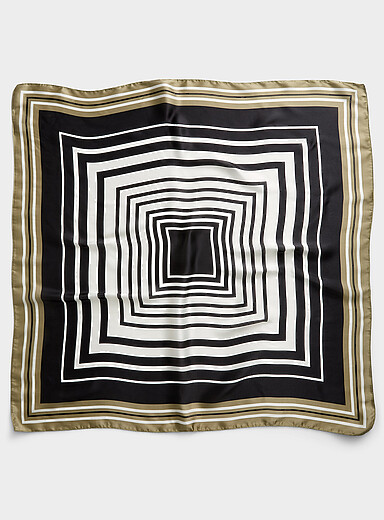 Le foulard motif g&eacute;om&eacute;trique laiton