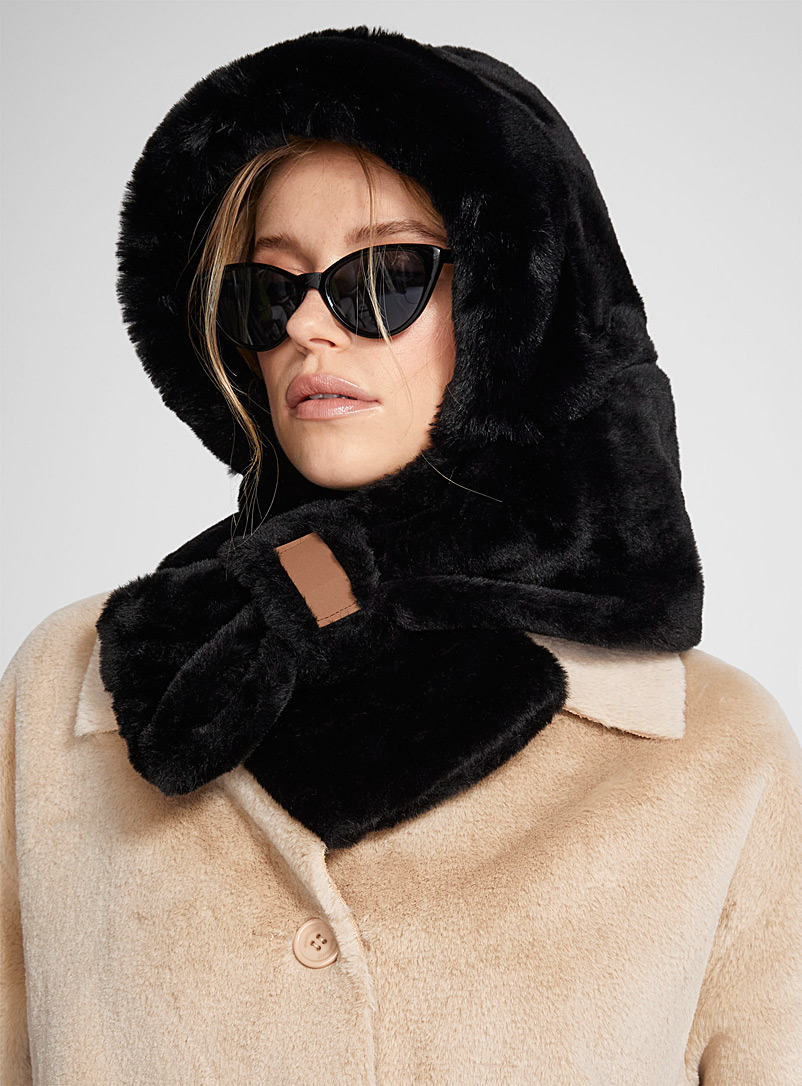 Simons Black Faux-fur hood for women