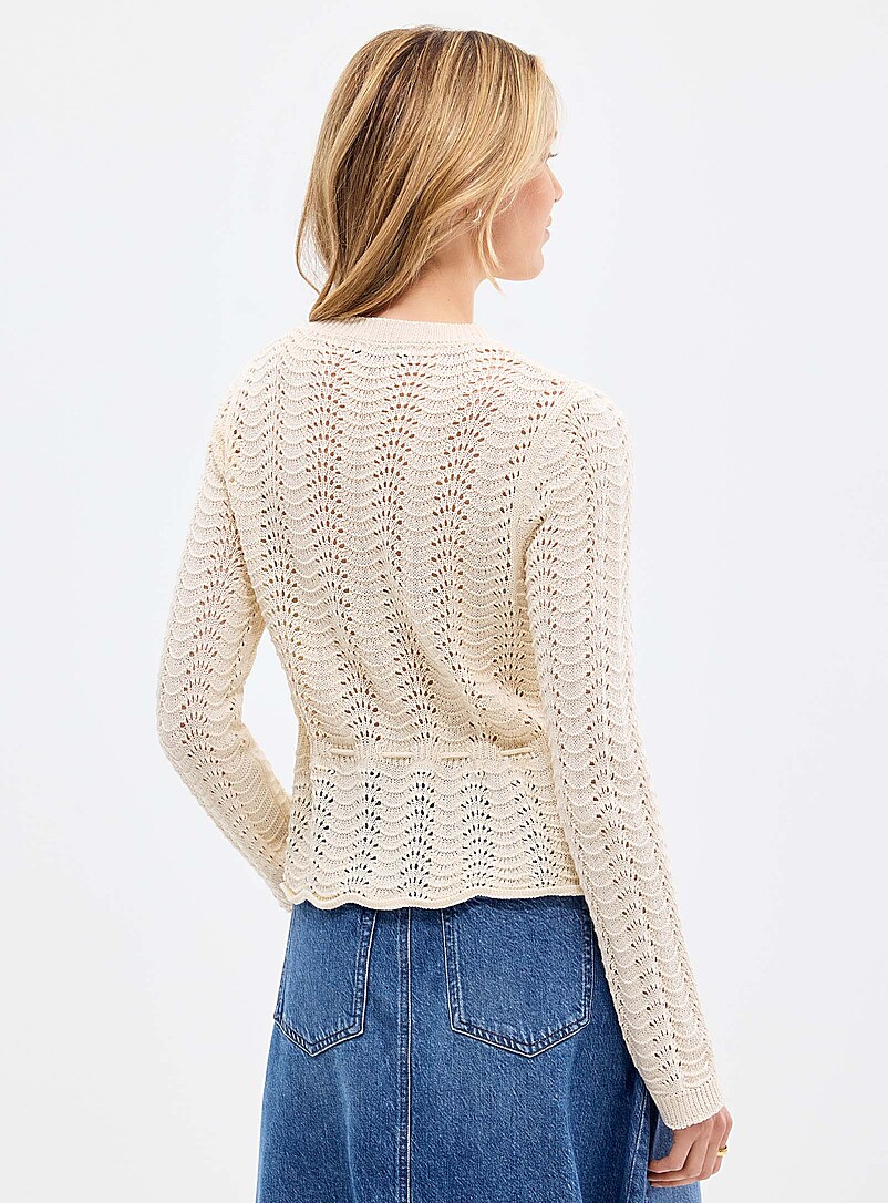 Contemporaine: Le cardigan ajour&eacute; taille basque &agrave; nouer <b>Collection exclusive d'Italie</b> Blanc cass&eacute; pour femme