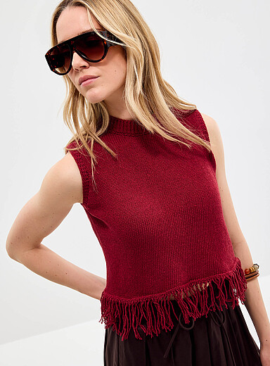 Natural knit fringed sweater vest <b>Exclusive collection from Italy</b>