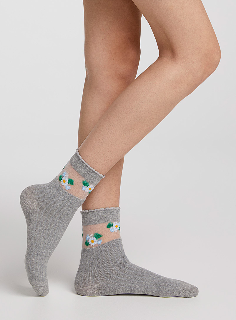 Simons Grey Sheer band ruffle socks for women