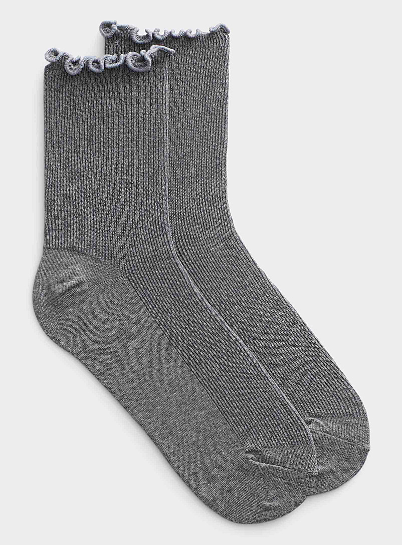 Simons Grey Flounce trim socks for women
