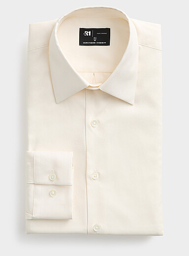 La chemise fin serg&eacute; uni <b>Coupe standard</b>