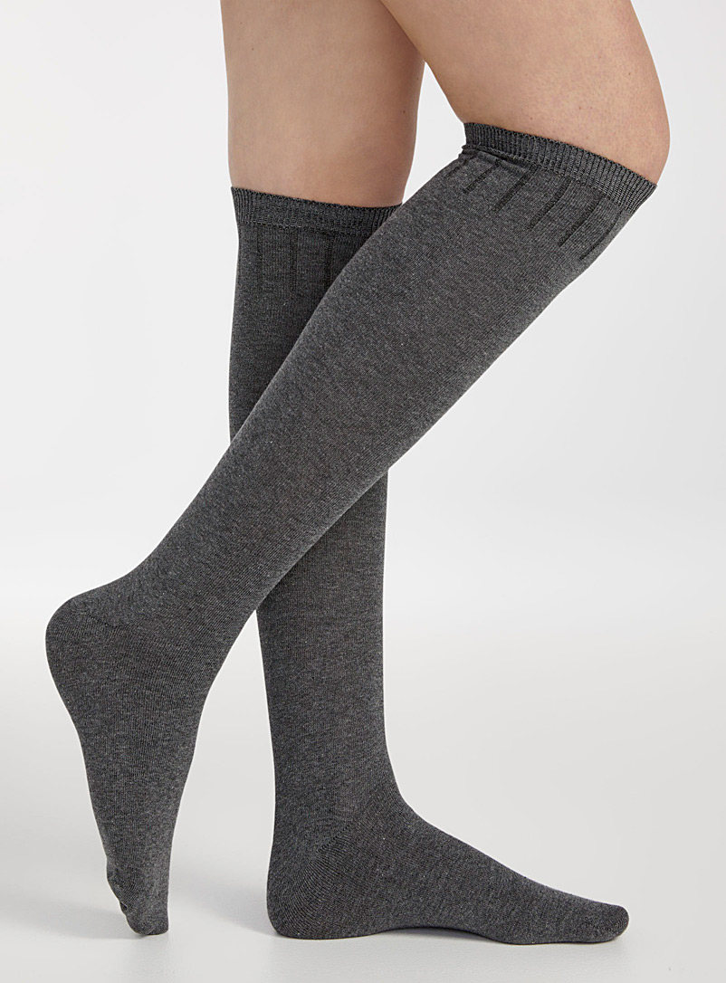 Simons Charcoal Solid knee-highs for women