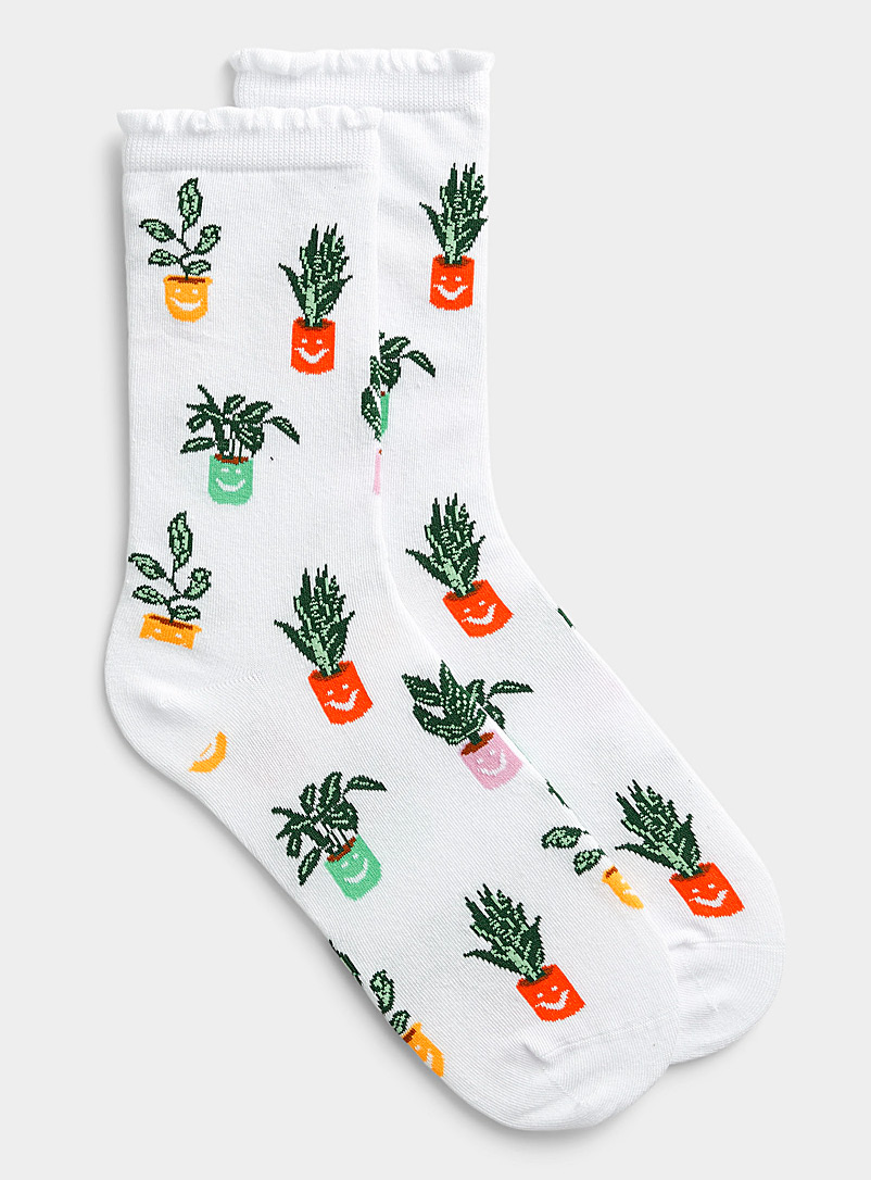 Simons White Playful pattern ruffle socks for women