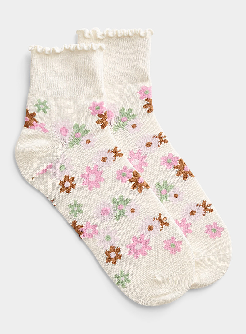 Simons Ivory White Patterned ruffle ankle sock for women