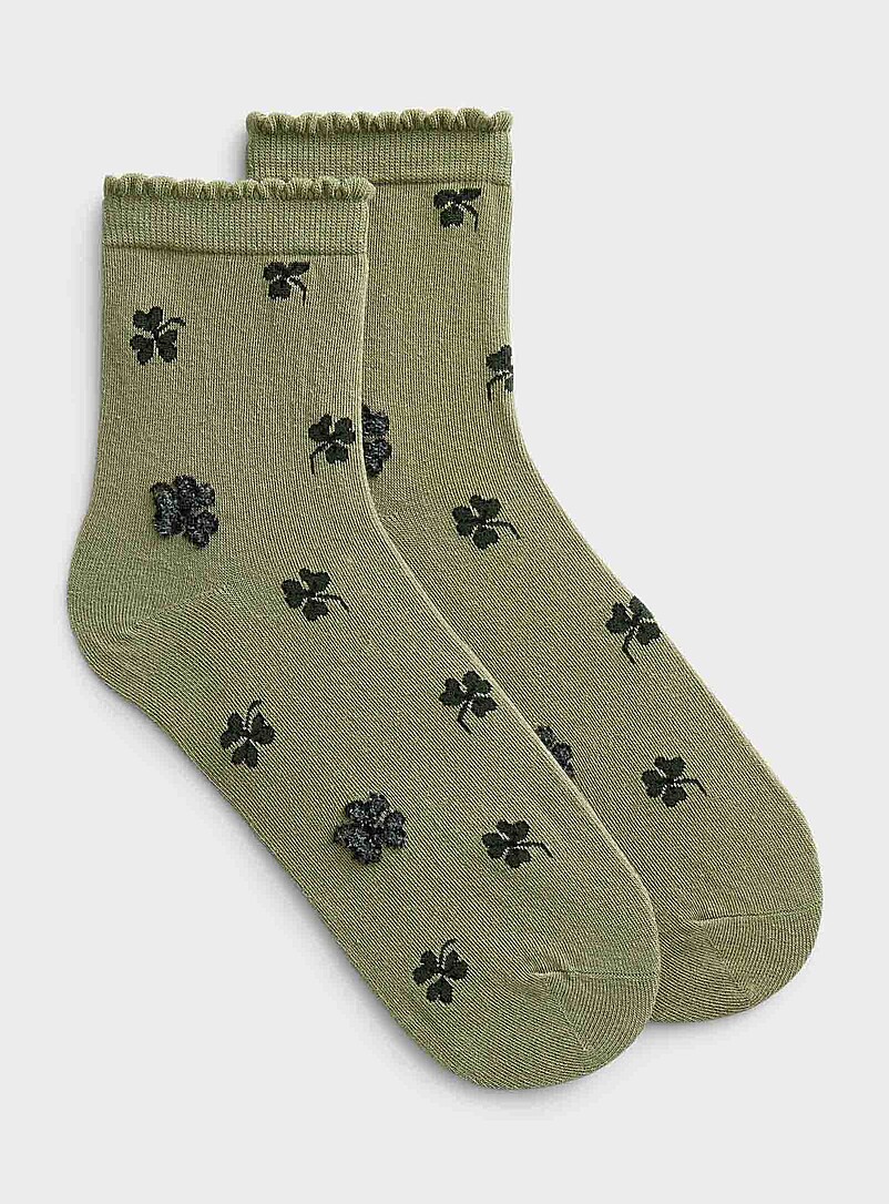Plush Plant Ankle Socks