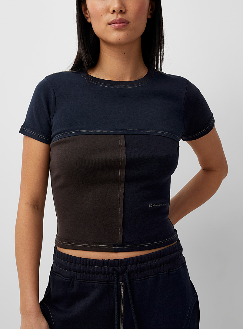 Eckhaus Latta: Le t-shirt court coutures retournées Bleu foncé pour femme