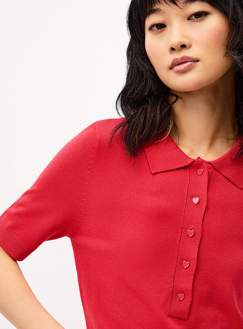 Twik: Le polo boutons coeurs Rouge pour femme