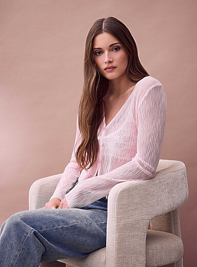 Ic&ocirc;ne Pink Sheer knit cropped V-neck cardigan for women