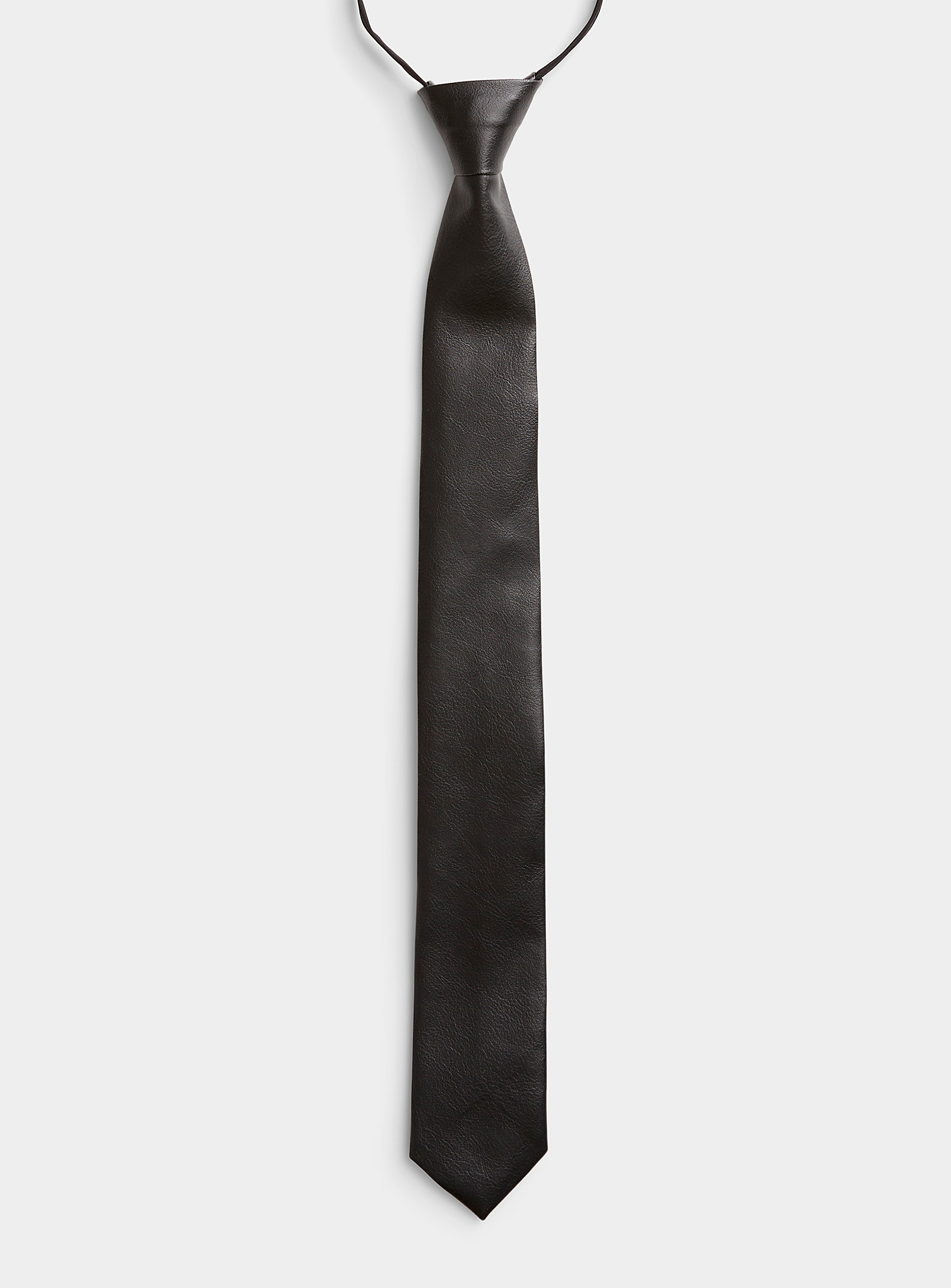 Simons - Women's Pre-tied faux-leather tie