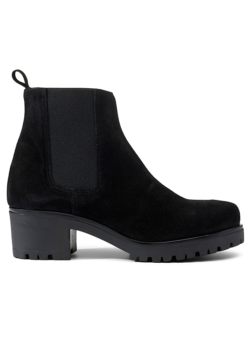 black high heel chelsea boots