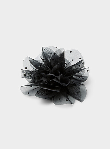 La broche large fleur &agrave; pois