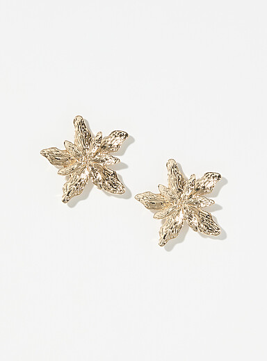 Large grooved-flower earrings