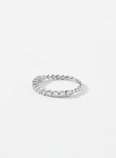 La bague rang de strass