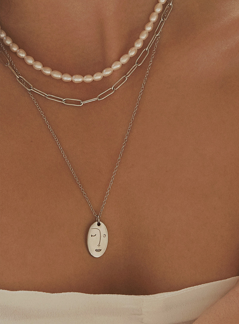 Twenty Compass Silver Beauty necklace for women