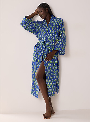 Blue Patterned Robe Blue flowers flowy poplin robe | Miiyu | Shop Women's Robes Online | Simons