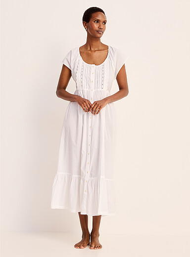 Embroidered ruffled loose nightshirt