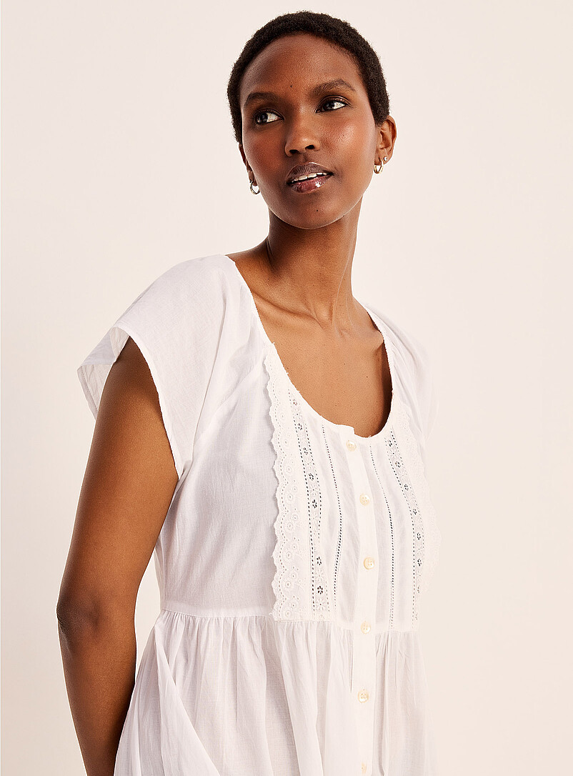 Embroidered ruffled loose nightshirt product image 2