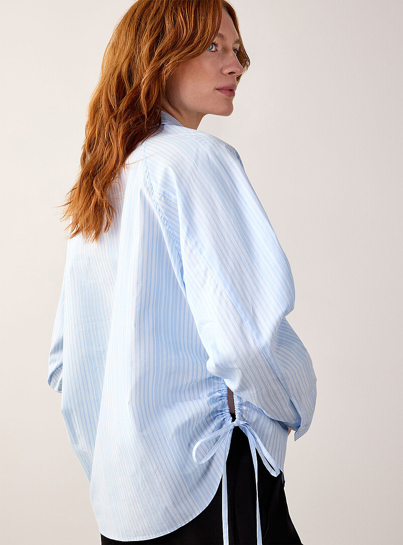 Sams&oslash;e  Sams&oslash;e: La chemise ray&eacute;e cordons lat&eacute;raux Sarita Bleu p&acirc;le - Bleu ciel pour femme
