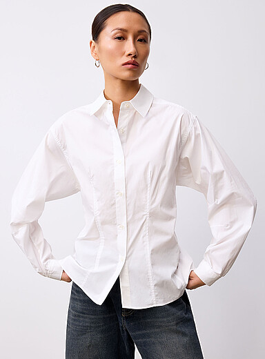 La chemise dos ceintur&eacute; Saalesso