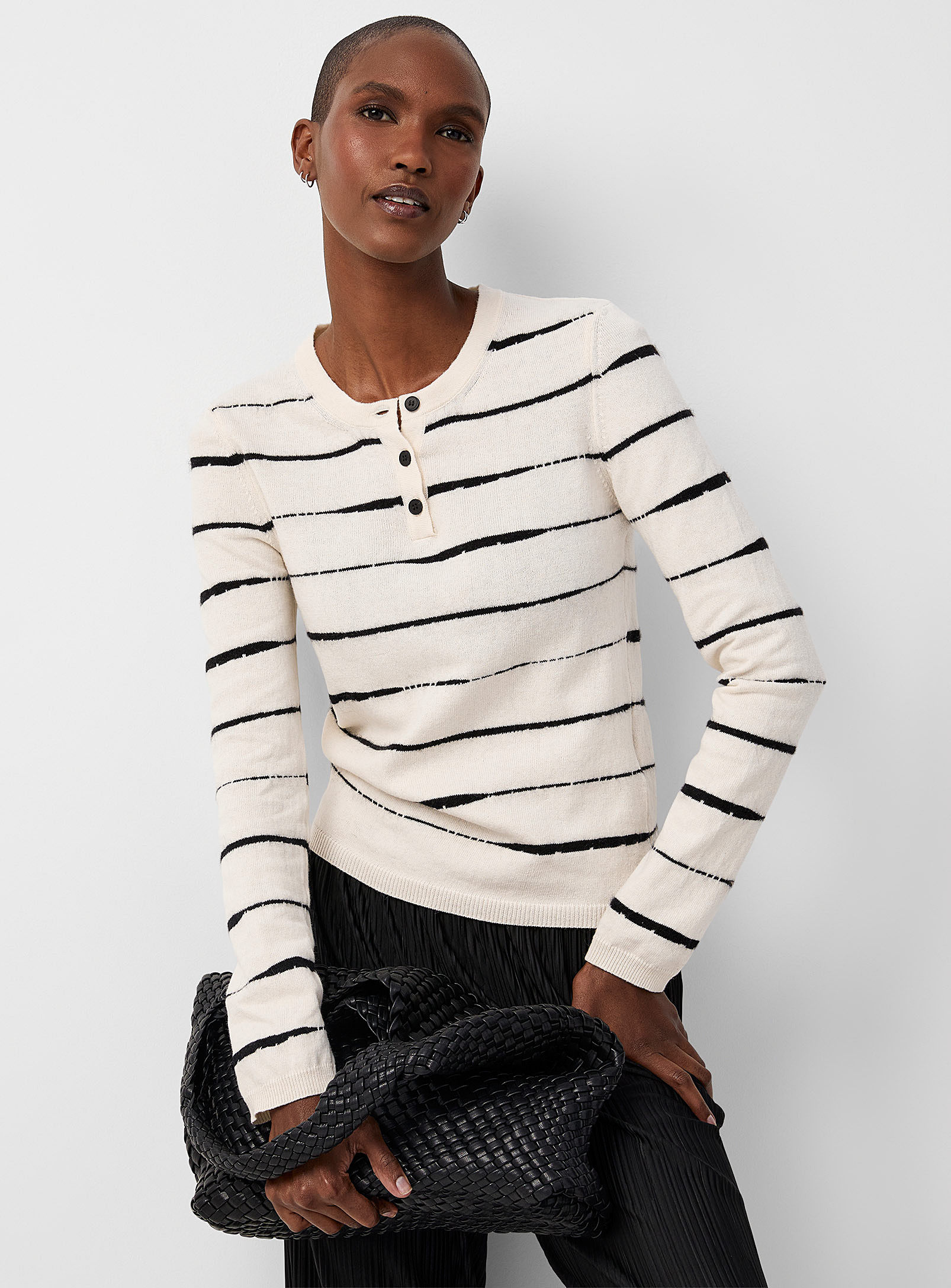 Samsã¸e Samsã¸e May Uneven Stripes Buttoned Collar Sweater In Patterned Ecru