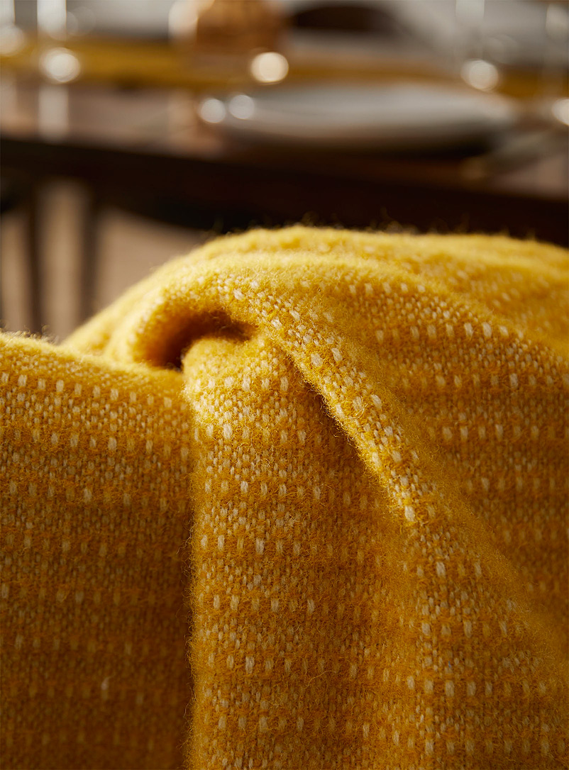 Klippan Saule LTD. Dark Yellow Ochre yellow pure wool throw 130 cm x 200 cm