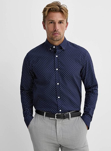 Contrasting small geo pattern shirt <b>Modern fit</b>