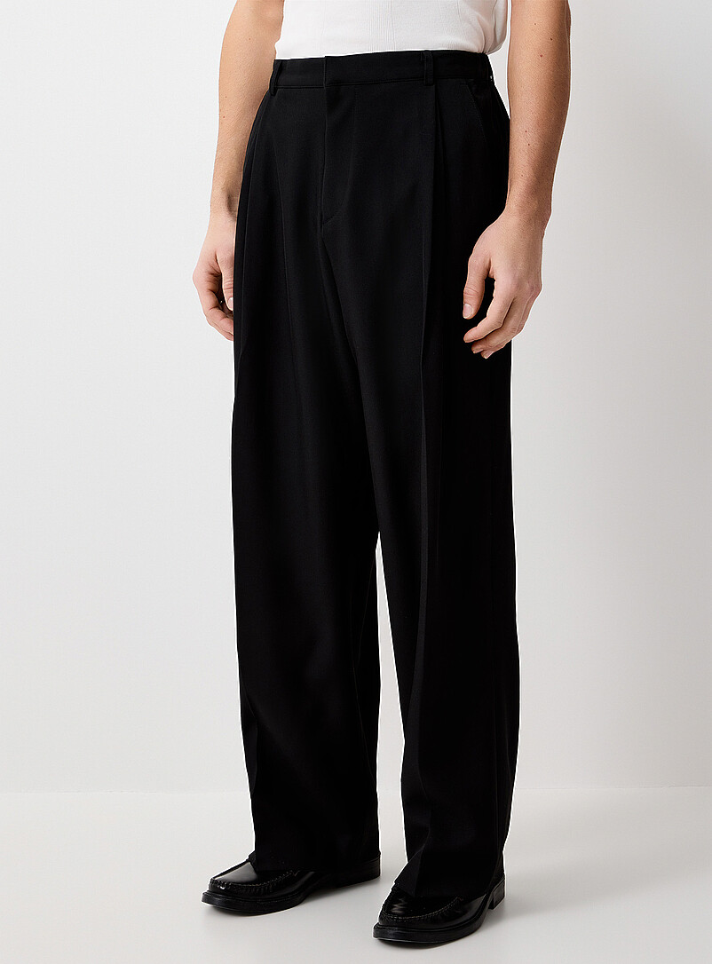 Le 31 Black Loose pleated comfort-waist pant <b>Imported from Seoul</b> for men