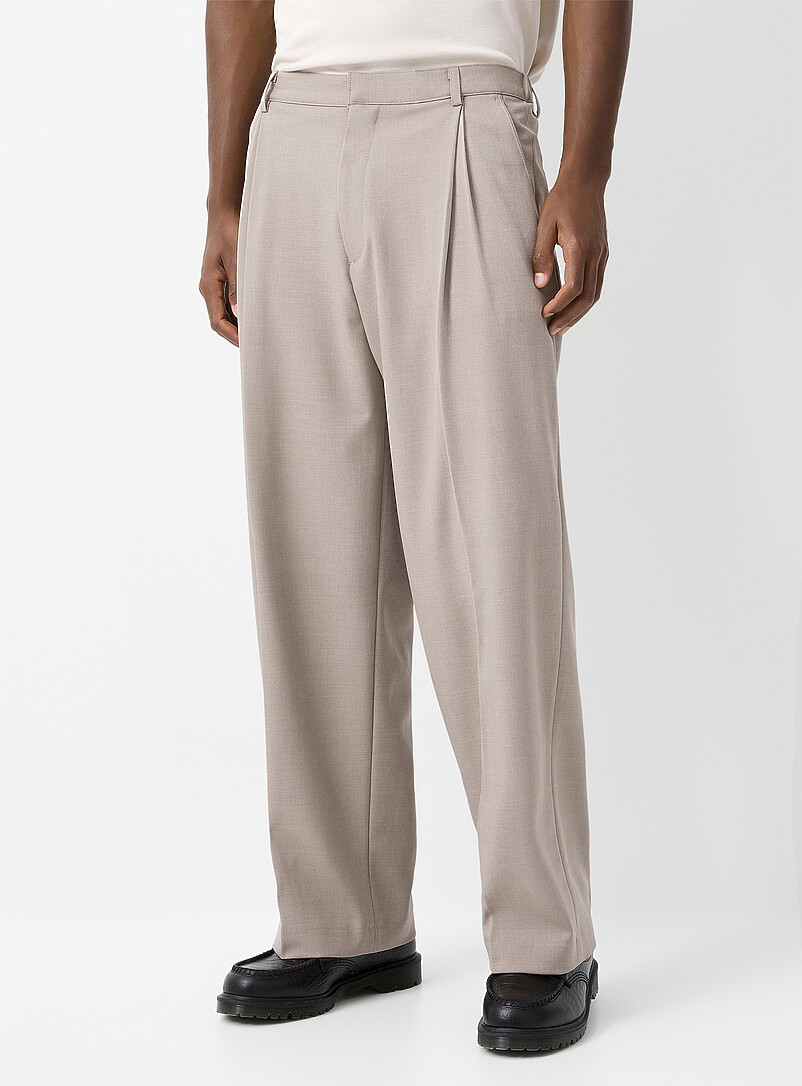Le 31 Black Loose pleated comfort-waist pant <b>Imported from Seoul</b> for men
