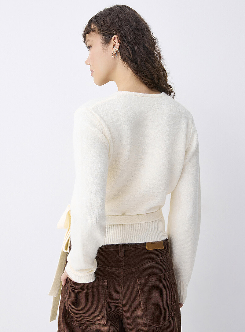 Cardigan CHICO'S Blanc - Tricot Cascade Devant Ouvert, Manches 3/4, Pour Occasions élégantes