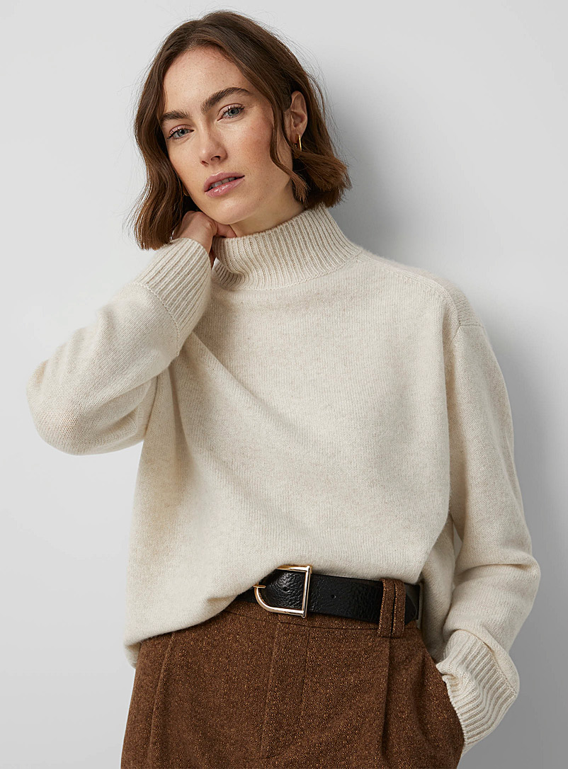 Loose pure cashmere mock neck | Vince 
