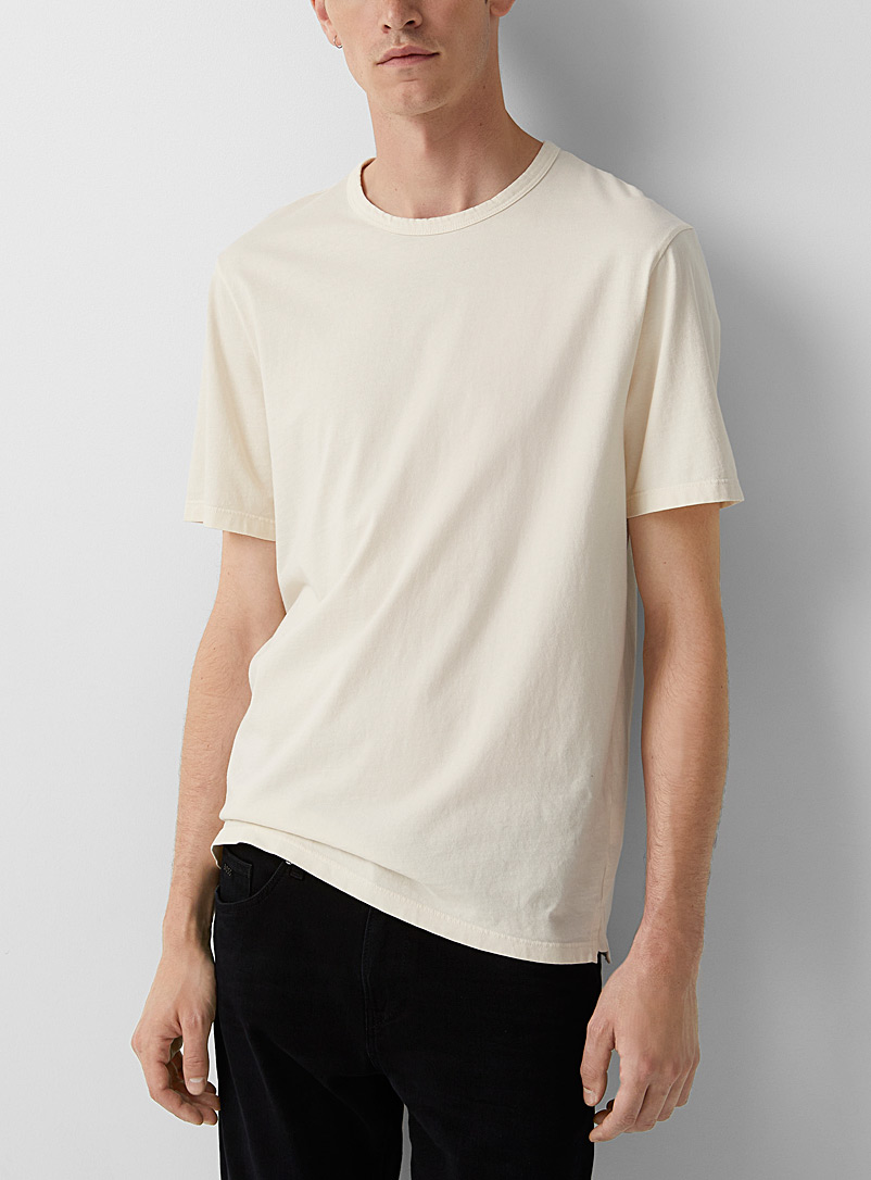 Vince White Garment-dyed plain T-shirt for men