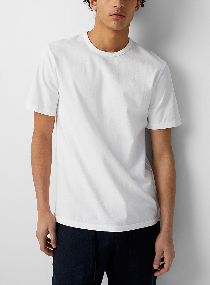 Vince White Garment dye T-shirt for men