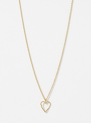 Embossed heart chain